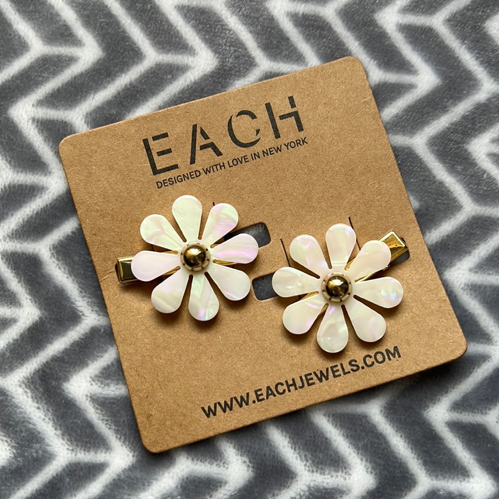 EACH JEWELS Hair Barrette Set